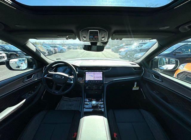 2025 Jeep Grand Cherokee GRAND CHEROKEE SUMMIT 4X4