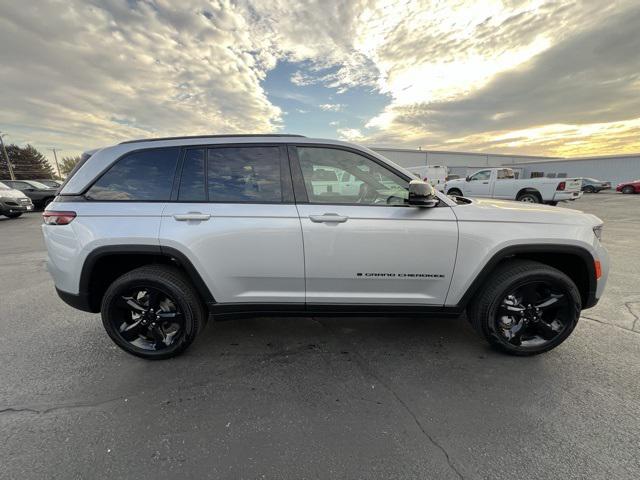 2025 Jeep Grand Cherokee GRAND CHEROKEE LIMITED 4X4 2025 Jeep Grand Cherokee GRAND CHEROKEE LIMITED 4X4