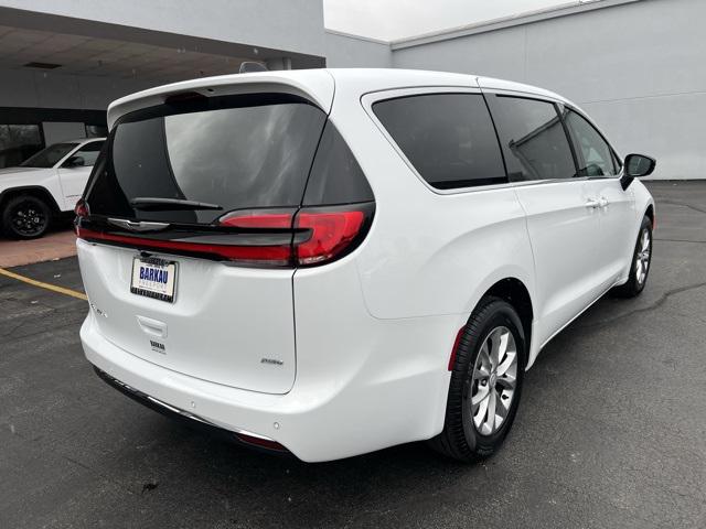 2026 Chrysler Pacifica PACIFICA SELECT AWD 2026 Chrysler Pacifica PACIFICA SELECT AWD
