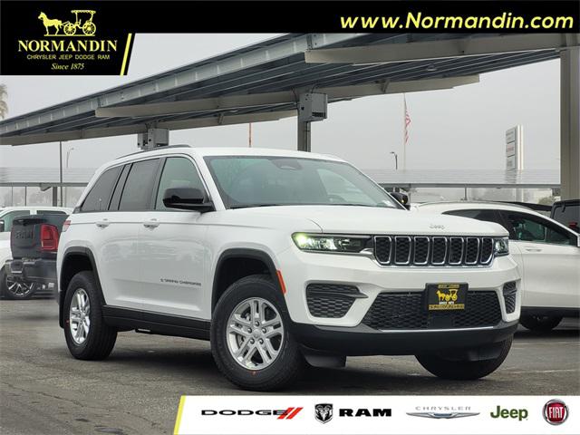 2025 Jeep Grand Cherokee GRAND CHEROKEE LAREDO 4X2 2025 Jeep Grand Cherokee GRAND CHEROKEE LAREDO 4X2