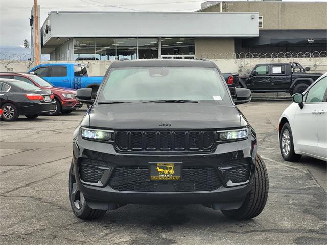 2025 Jeep Grand Cherokee GRAND CHEROKEE ALTITUDE X 4X4 2025 Jeep Grand Cherokee GRAND CHEROKEE ALTITUDE X 4X4