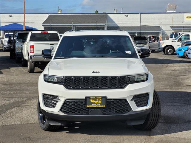 2025 Jeep Grand Cherokee GRAND CHEROKEE ALTITUDE X 4X4