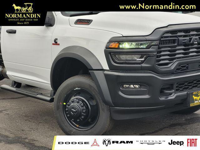 2026 RAM Ram 5500 Chassis Cab RAM 5500 TRADESMAN CHASSIS REGULAR CAB 4X4 84 CA 2026 RAM Ram 5500 Chassis Cab RAM 5500 TRADESMAN CHASSIS REGULAR CAB 4X4 84 CA