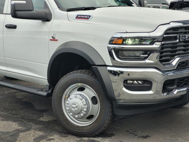 2026 RAM Ram 5500 Chassis Cab RAM 5500 TRADESMAN CHASSIS CREW CAB 4X4 60 CA