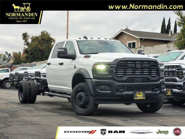 2026 RAM Ram 5500 Chassis Cab RAM 5500 TRADESMAN CHASSIS CREW CAB 4X4 84 CA