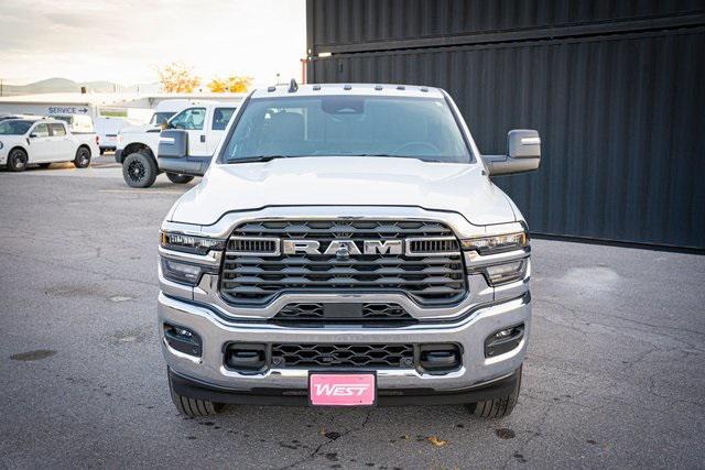 2026 RAM Ram 3500 RAM 3500 TRADESMAN REGULAR CAB 4X4 8 BOX