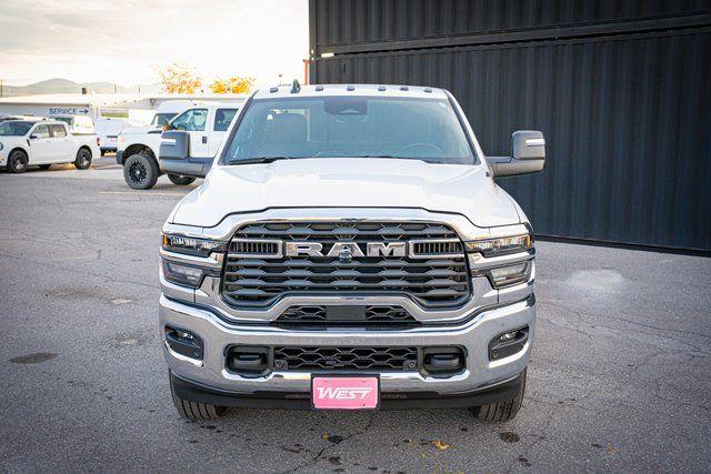 2026 RAM Ram 3500 RAM 3500 TRADESMAN REGULAR CAB 4X4 8 BOX