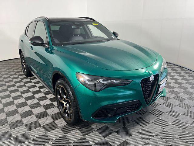 2025 Alfa Romeo Stelvio STELVIO INTENSA AWD