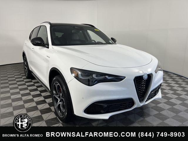 2025 Alfa Romeo Stelvio STELVIO AWD