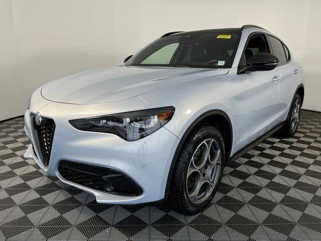 2025 Alfa Romeo Stelvio STELVIO AWD 2025 Alfa Romeo Stelvio STELVIO AWD