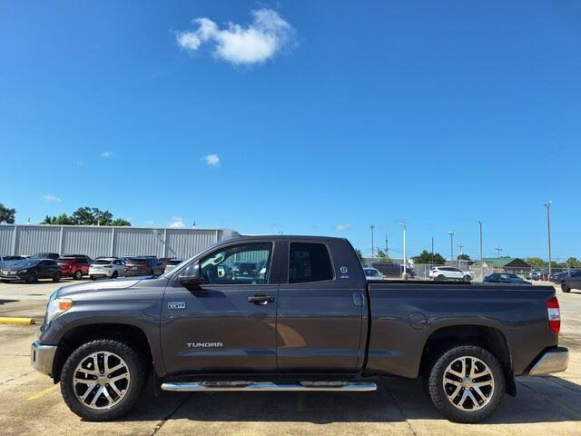 2017 Toyota Tundra SR5 5.7L V8