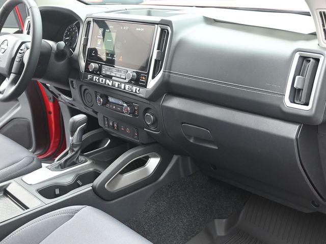 2026 Nissan Frontier Crew Cab SV 4x2