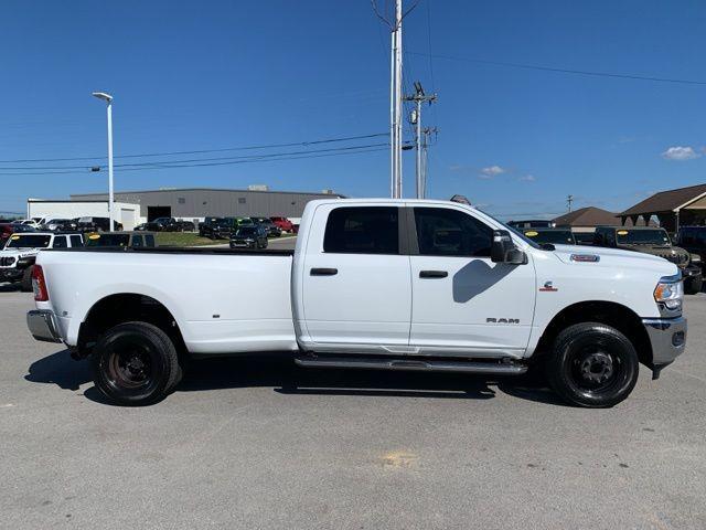 2024 RAM 3500 Big Horn Crew Cab 4x4 8 Box 2024 RAM 3500 Big Horn Crew Cab 4x4 8 Box
