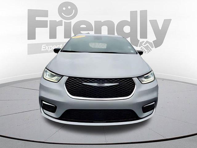 2026 Chrysler Pacifica Select AWD