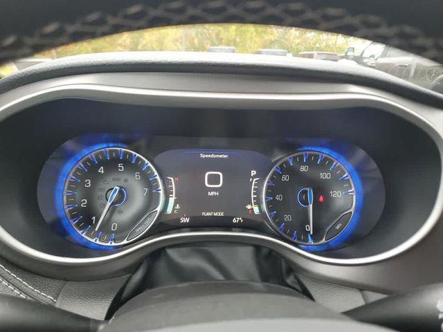 2026 Chrysler Pacifica Select AWD
