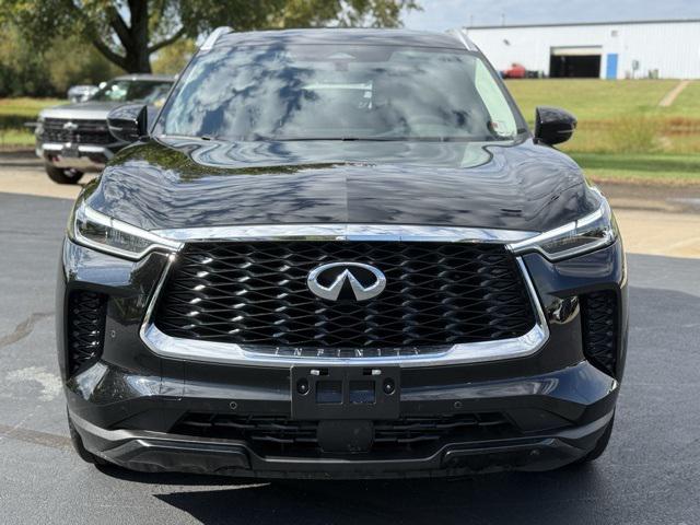 2025 INFINITI QX60 LUXE 2025 INFINITI QX60 LUXE