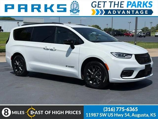 2025 Chrysler Pacifica PACIFICA SELECT