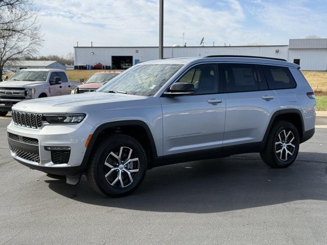 2025 Jeep Grand Cherokee GRAND CHEROKEE L LIMITED 4X4