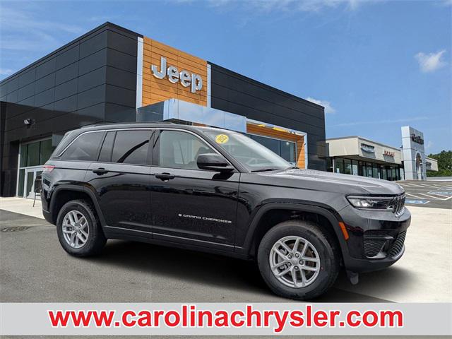 2025 Jeep Grand Cherokee GRAND CHEROKEE LAREDO X 4X4
