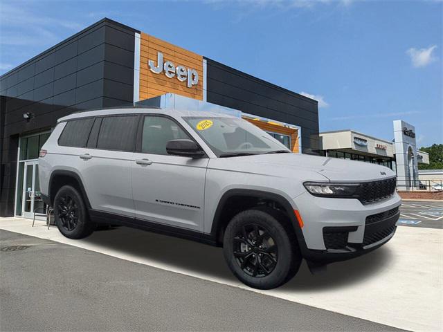 2025 Jeep Grand Cherokee GRAND CHEROKEE L ALTITUDE 4X4