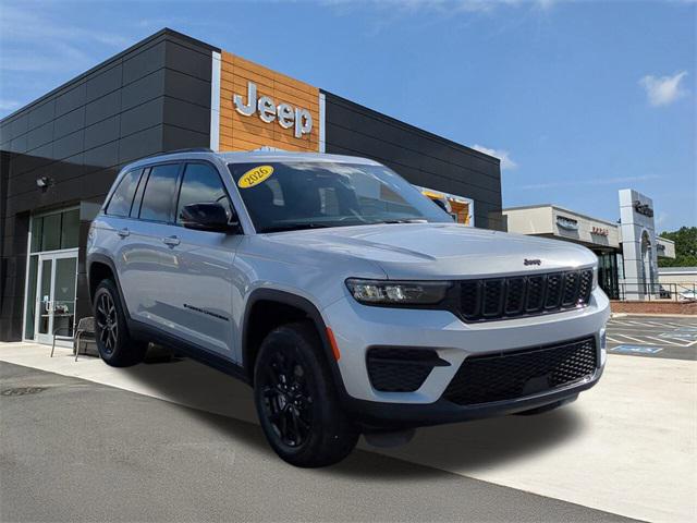 2025 Jeep Grand Cherokee GRAND CHEROKEE ALTITUDE X 4X4