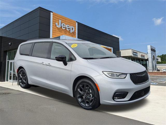 2026 Chrysler Pacifica PACIFICA LIMITED