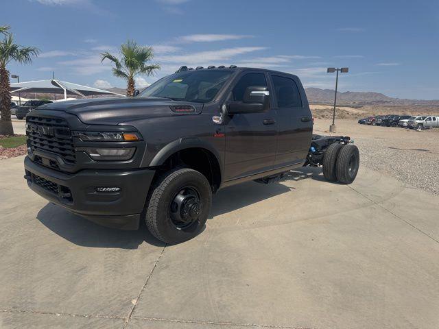 2025 RAM Ram 3500 Chassis Cab RAM 3500 TRADESMAN CREW CAB CHASSIS 4X2 60 CA 2025 RAM Ram 3500 Chassis Cab RAM 3500 TRADESMAN CREW CAB CHASSIS 4X2 60 CA