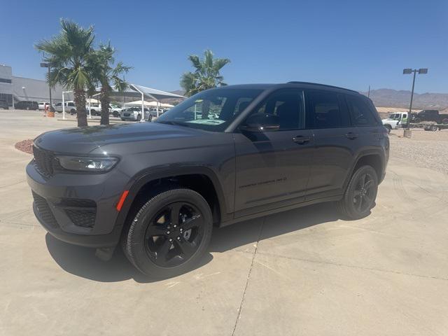 2025 Jeep Grand Cherokee GRAND CHEROKEE ALTITUDE 4X2 2025 Jeep Grand Cherokee GRAND CHEROKEE ALTITUDE 4X2