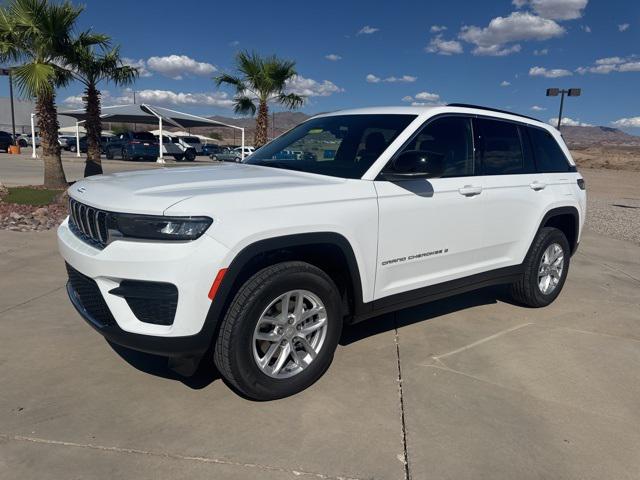 2025 Jeep Grand Cherokee GRAND CHEROKEE LAREDO X 4X4 2025 Jeep Grand Cherokee GRAND CHEROKEE LAREDO X 4X4