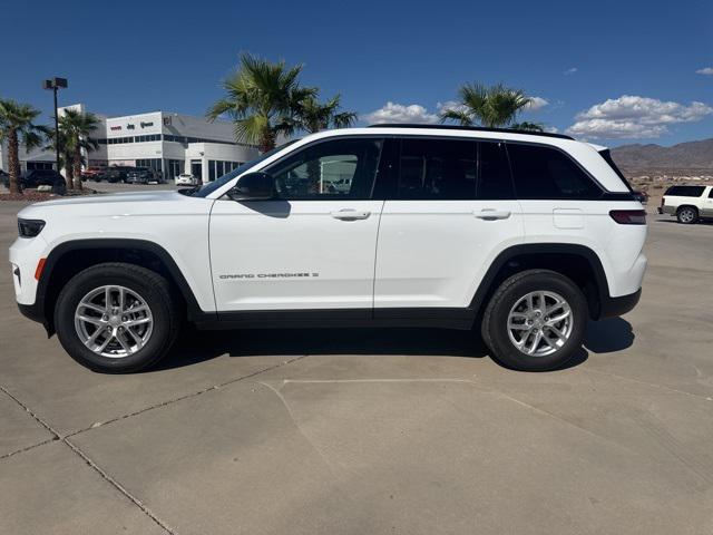 2025 Jeep Grand Cherokee GRAND CHEROKEE LAREDO X 4X4 2025 Jeep Grand Cherokee GRAND CHEROKEE LAREDO X 4X4