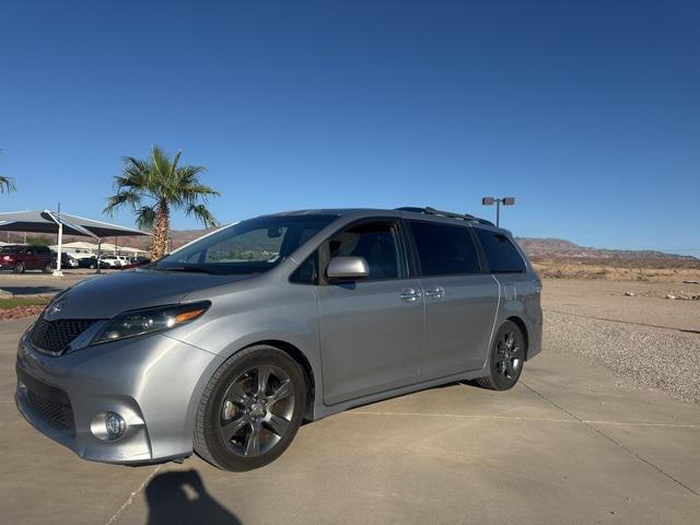 2015 Toyota Sienna SE 8 Passenger 2015 Toyota Sienna SE 8 Passenger