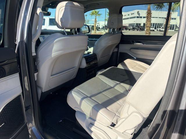 2024 Jeep Wagoneer Series I 4x2