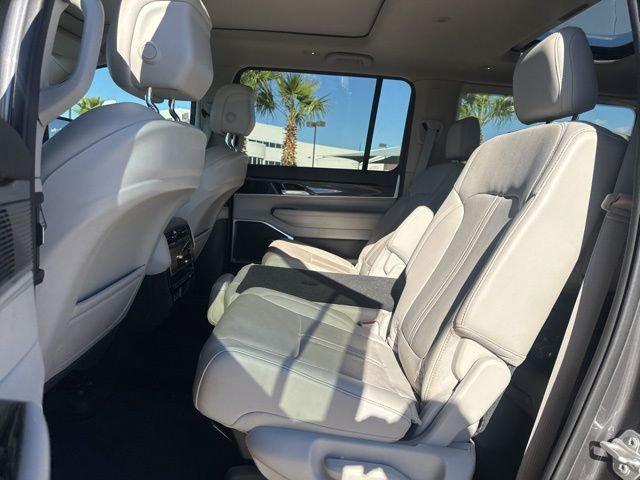 2024 Jeep Wagoneer Series I 4x2