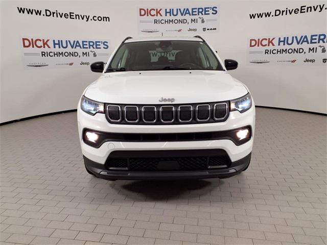 2022 Jeep Compass Latitude Lux 4x4 2022 Jeep Compass Latitude Lux 4x4