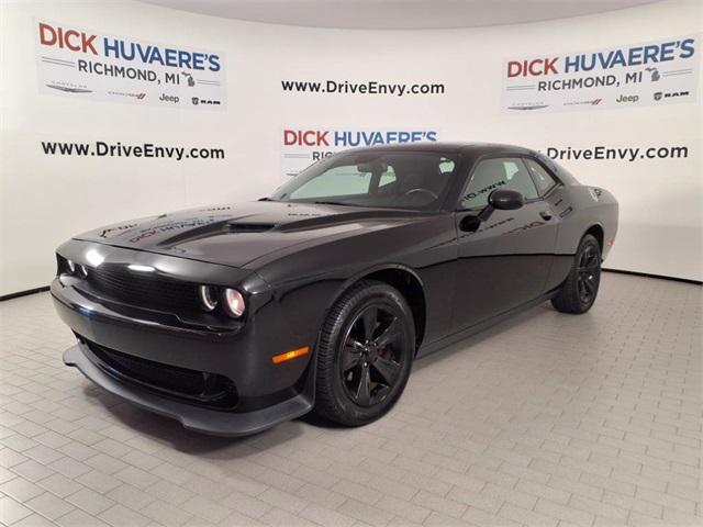 2015 Dodge Challenger SXT 2015 Dodge Challenger SXT