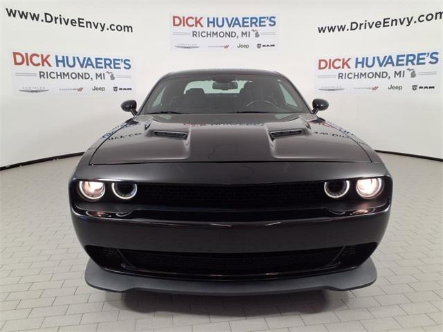 2015 Dodge Challenger SXT 2015 Dodge Challenger SXT