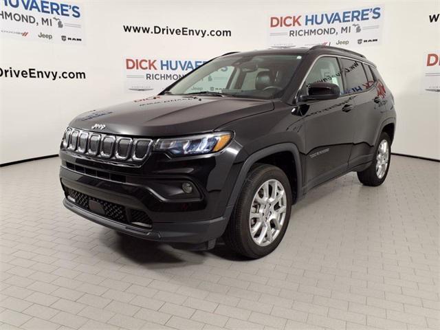 2022 Jeep Compass Latitude Lux 4x4 2022 Jeep Compass Latitude Lux 4x4