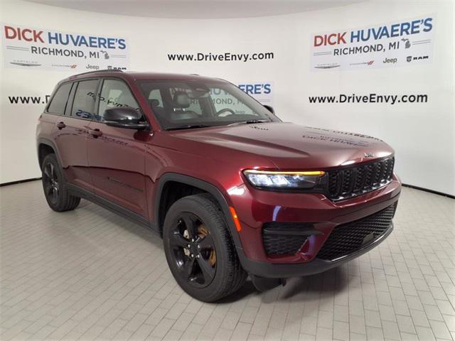 2022 Jeep Grand Cherokee Altitude 4x4