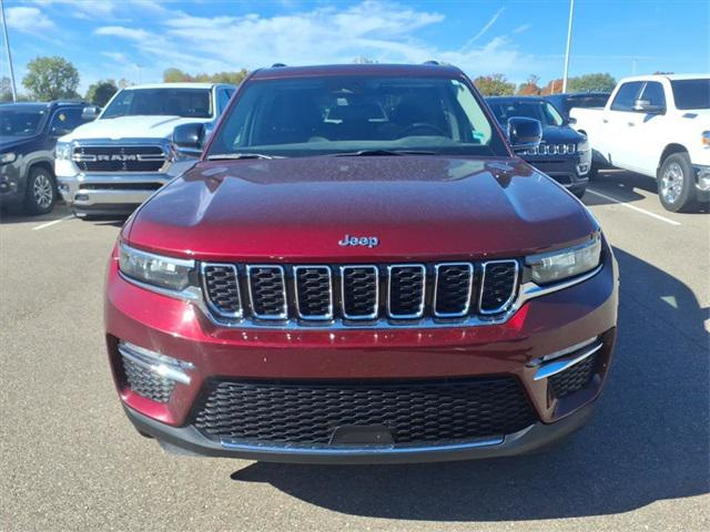 2023 Jeep Grand Cherokee Limited 4x4 2023 Jeep Grand Cherokee Limited 4x4