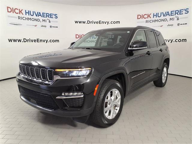 2023 Jeep Grand Cherokee Limited 4x4 2023 Jeep Grand Cherokee Limited 4x4
