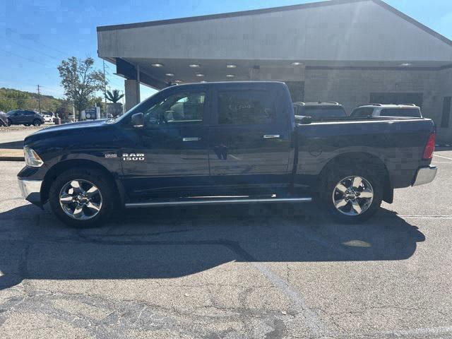 2017 RAM 1500 Big Horn Crew Cab 4x4 57 Box
