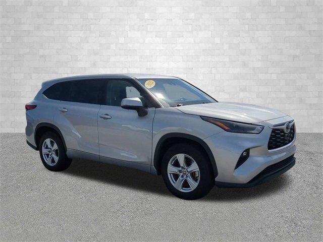 2022 Toyota Highlander LE 2022 Toyota Highlander LE