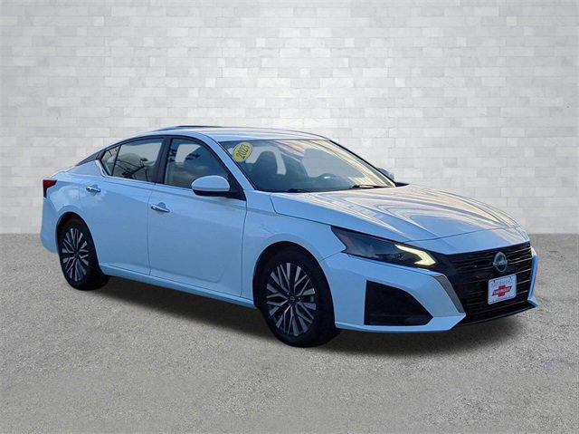 2023 Nissan Altima SV FWD