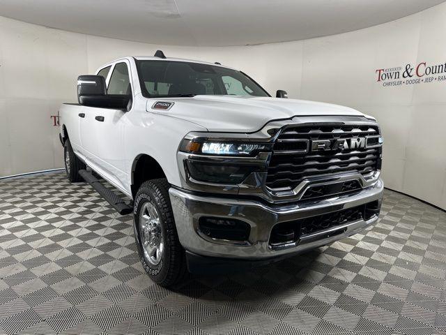 2025 RAM 2500 Tradesman Crew Cab 4x4 8 Box