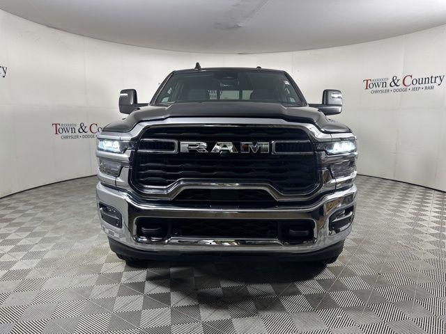 2025 RAM 2500 Tradesman Crew Cab 4x4 8 Box