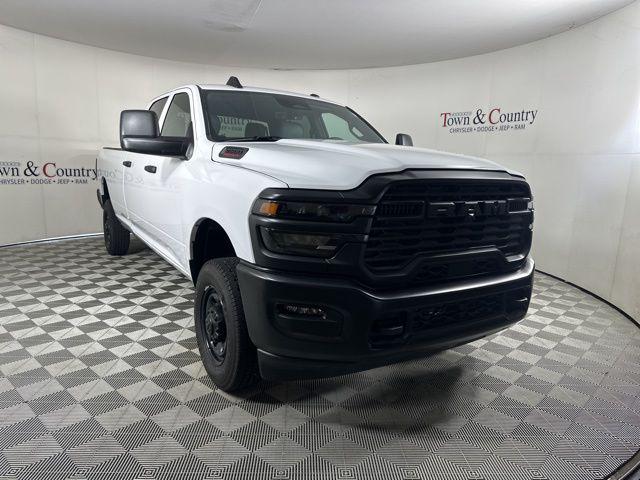 2025 RAM 2500 Tradesman Crew Cab 4x4 8 Box