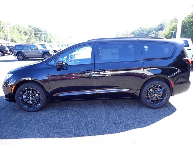 2026 Chrysler Pacifica PACIFICA LIMITED AWD