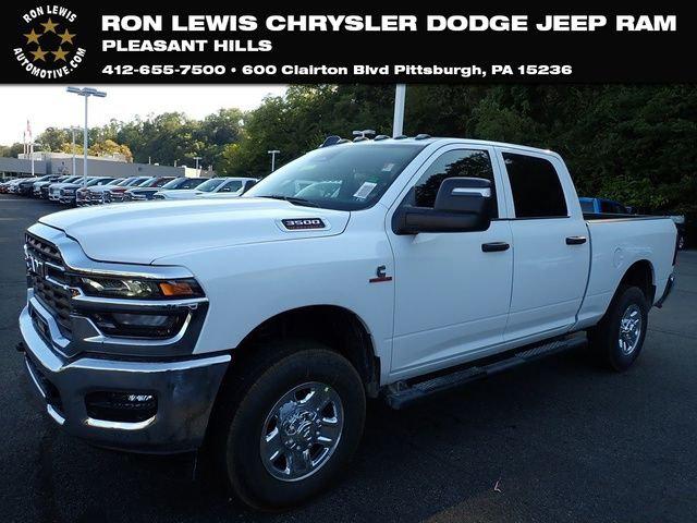 2026 RAM Ram 3500 RAM 3500 TRADESMAN CREW CAB 4X4 64 BOX