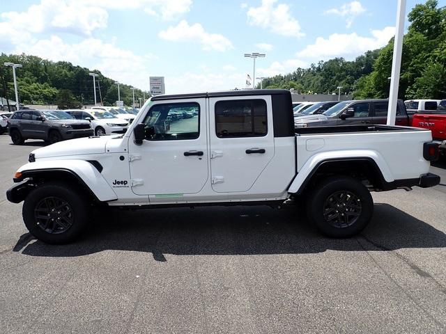 2025 Jeep Gladiator GLADIATOR SPORT S 4X4