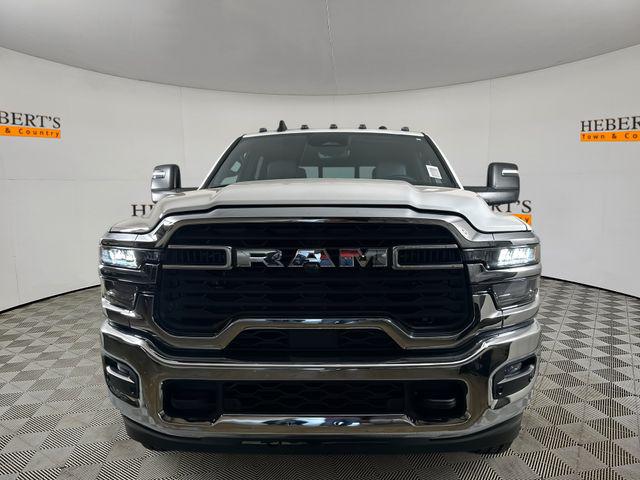2026 RAM Ram 2500 RAM 2500 TRADESMAN CREW CAB 4X4 8 BOX